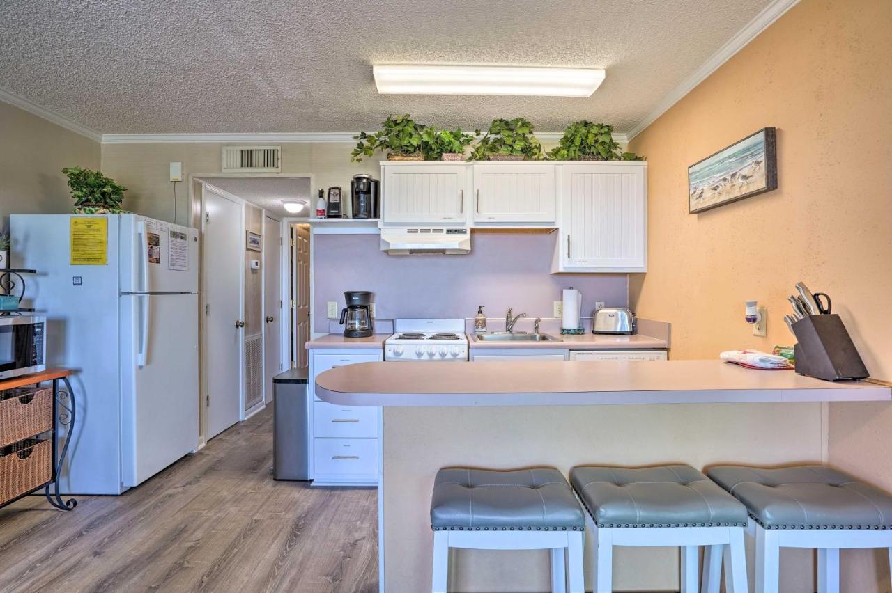 Isle Of Palms Beachfront Condo With Balcony And Pool! מראה חיצוני תמונה